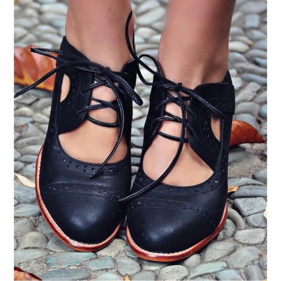 ELF BALI Stockholm Oxford Wedges - size 7 - Picture 1 of 7